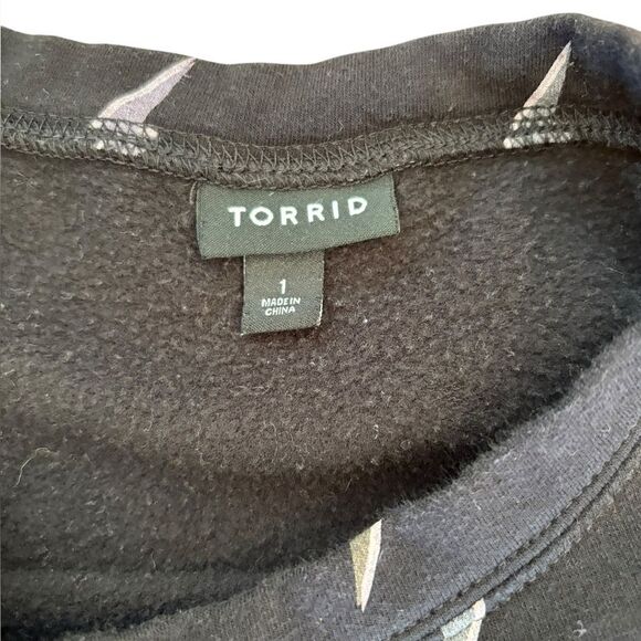 Torrid Sweatshirt Lightning Bolt Relaxed Super Soft Fleece Crew Neck Womens 1X - Picture 8 of 12